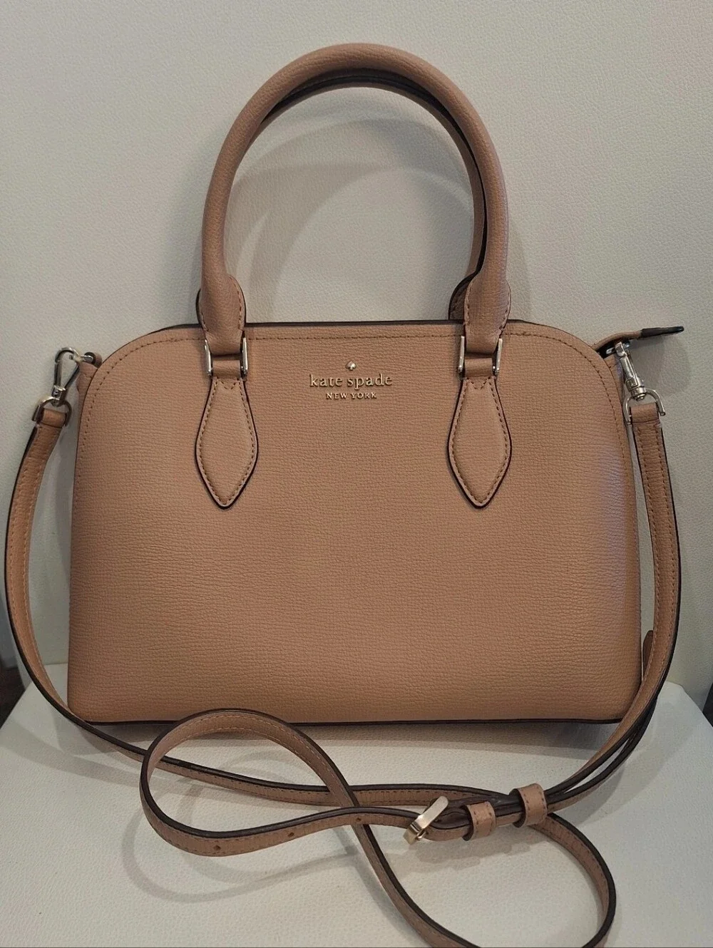 Kate Spade Beige Leather Satchel EUC